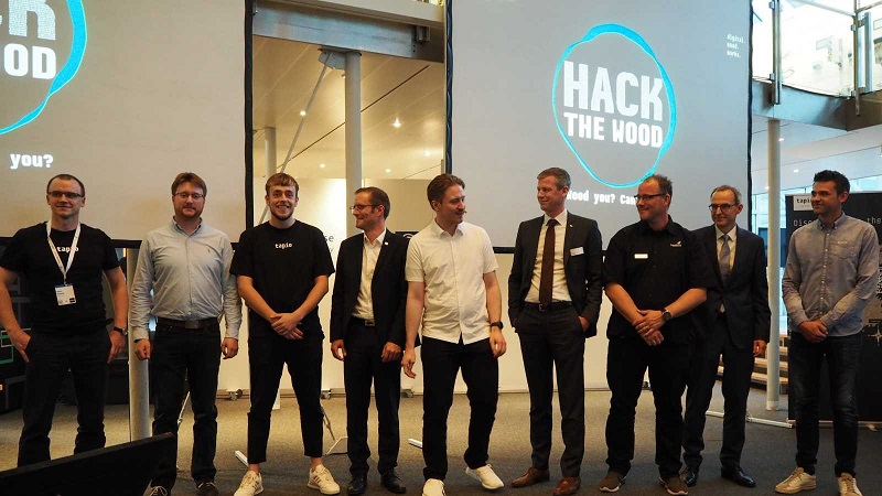 Das Gewinner-Team von tapio beim Hackathon &bdquo;Hack the Wood&ldquo;