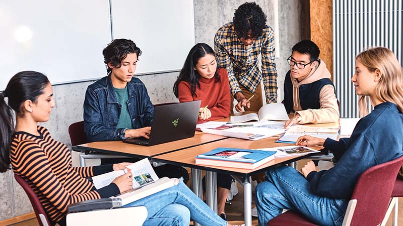 New Learning verbindet digitale und analoge Lernprozesse