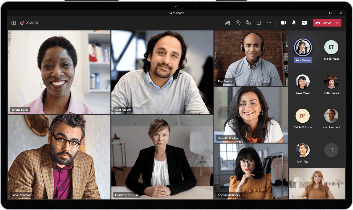 GIF showing Breakout rooms in Microsoft Teams and Digital Whiteboards in action.