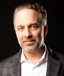 Justin's headshot