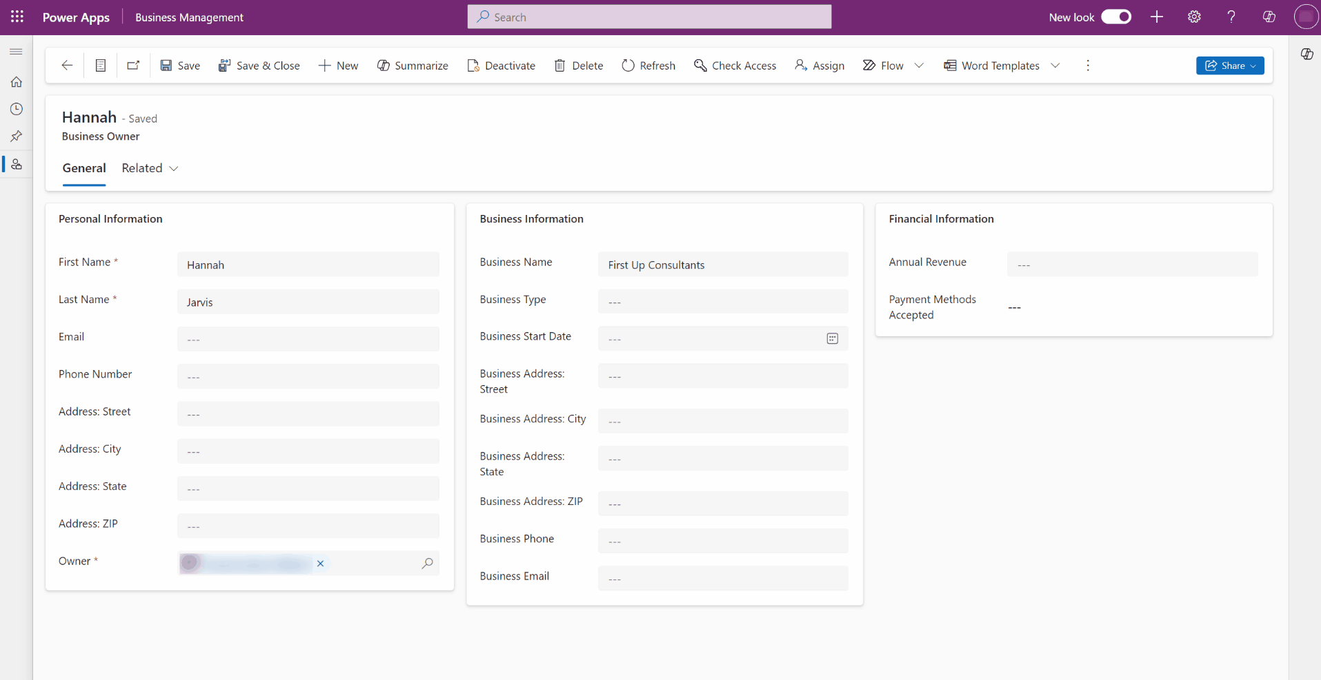 GIF of form fill assistance in model-driven apps