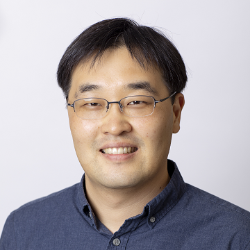 Young Jin Kimの肖像