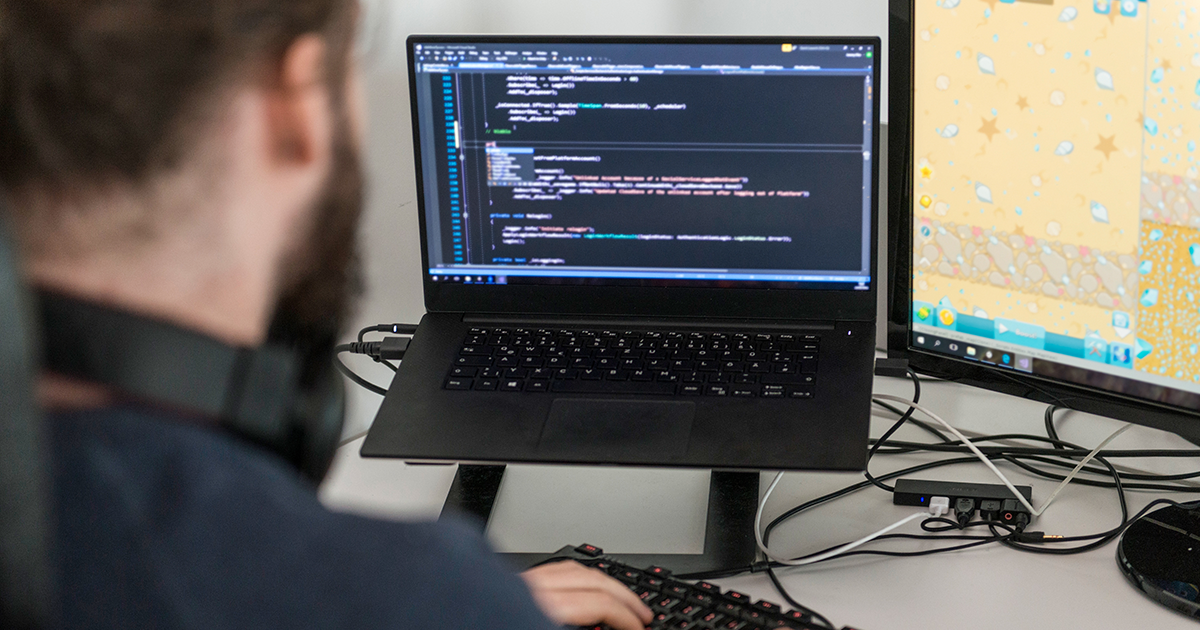 Image of a worker at his desk